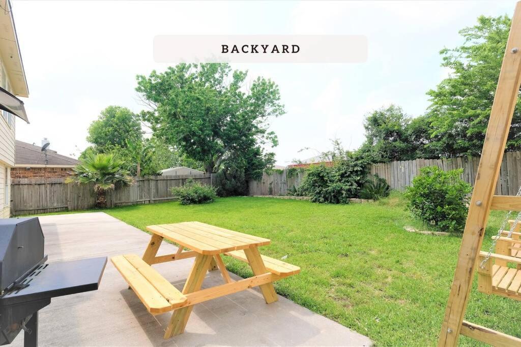 Katy, Grand Texas Size House, 6 Bedrooms 14 Beds - Sedgecreek Exterior photo